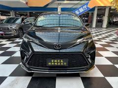 Toyota Gravia 2.5L Hybrid Comfort Edition - photo 2