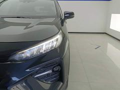 Toyota Vland 2.0L CVT AWD Luxury - photo 5