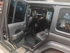 Jeep Wrangler 2.0T Sahara Four-Door - ფოტო 2