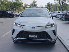 Toyota Weisa 2.0L CVT Two-Wheel Drive Premium Edition - фото 2