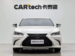 Lexus ES 200 Excellence Edition - ფოტო 7