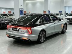 FAW Hongqi H5 1.5T Edition - photo 8
