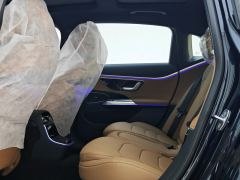 Mercedes-Benz E-Class Facelift E 260 L Sport - photo 9