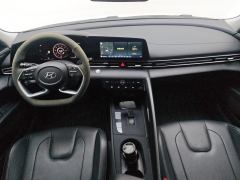 Hyundai Elantra 1.5L CVT Prestige Edition - ფოტო 16