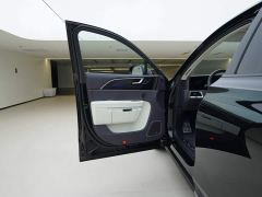 FAW Red Flag E-HS9 690km Range Flagship Edition Six-Seater - ფოტო 16