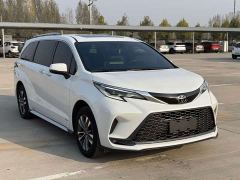Toyota Gravia 2.5L Hybrid Prestige Plus AWD - фото 3