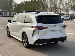 Toyota Gravia 2.5L Hybrid Prestige Plus AWD - фото 4