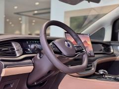 Denza D9 DM-i 1050 Premium - ფოტო 7