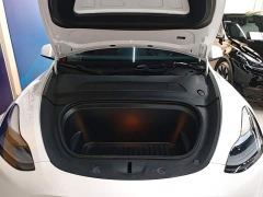 Tesla Model Y Long Range All-Wheel Drive - ფოტო 19