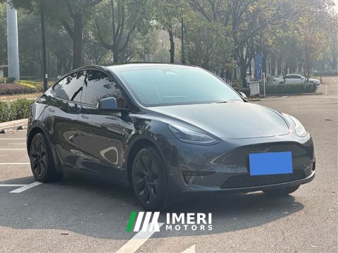 2025 Tesla Model Y Rear-Wheel Drive - car from China