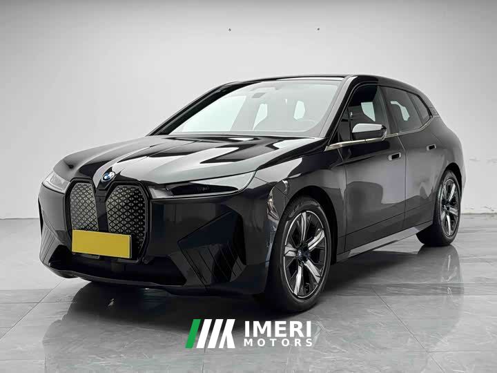 BMW iX xDrive40 - ავტომობილი ჩინეთიდან