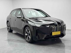 BMW iX xDrive40 - ფოტო 2