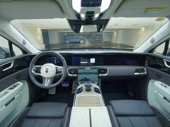 FAW Red Flag E-HS9 690km Range Flagship Edition Six-Seater - ფოტო 17