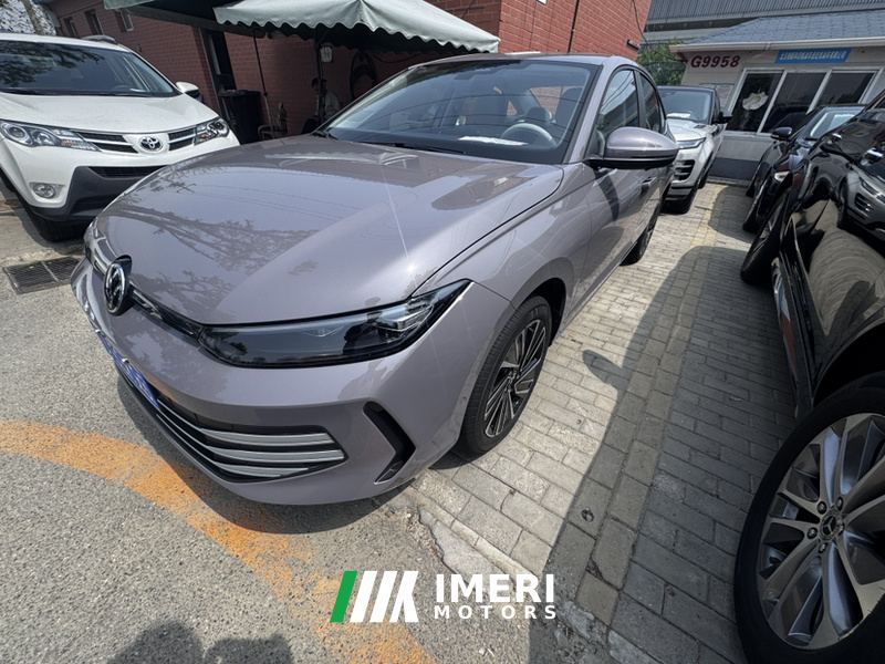 Volkswagen Lavida Pro 300TSI Edition - автомобиль из Китая