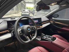 BMW 5 Series 530Li Premier M Sport Package - фото 16