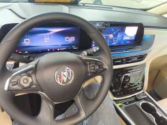 Buick GL8 ES Luxe Enjoyment Edition - ფოტო 9