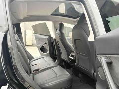 Tesla Model Y Long Range All-Wheel Drive - photo 17