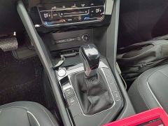 Volkswagen Tiguan L Outstanding Edition 300TSI Automatic Two-Wheel Drive Dragon Ascendant Version - фото 13