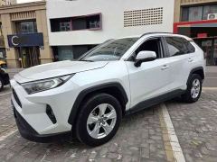 Toyota RAV4 2.0L CVT FWD Urban Edition - фото 1