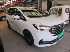Honda Odyssey 2.0L e:HEV Sharp Radiance Edition - ფოტო 3