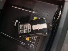 Honda Odyssey 2.0L e:HEV Sharp Radiance Edition - ფოტო 8
