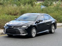 Toyota Camry 2.0G Luxury Edition - фото 1