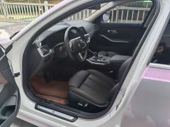 BMW 3 Series 325i M Sport Package - фото 12