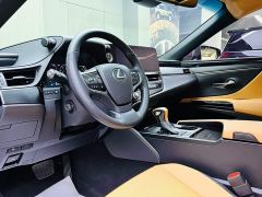 Lexus ES 200 Excellence Edition - ფოტო 15