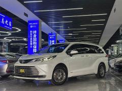 Toyota Sienna 2.5L Hybrid Premium Edition - ფოტო 1