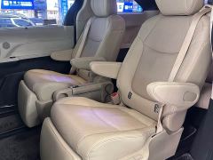 Toyota Sienna 2.5L Hybrid Premium Edition - ფოტო 10