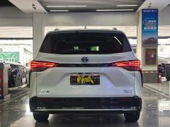 Toyota Sienna 2.5L Hybrid Premium Edition - ფოტო 7