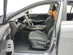 Roewe MG i5 1.5L CVT Prestige - ფოტო 14