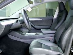 Tesla Model Y Rear-Wheel Drive - ფოტო 5