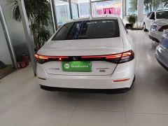 Honda Accord 260TURBO Luxury Edition - фото 5