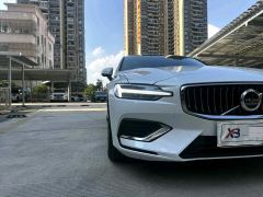Volvo S60 B4 Smart Remote Sport Edition - ფოტო 4
