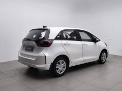 Honda Fit 1.5L CVT Trend Edition - фото 2
