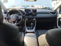 Toyota RAV4 2.0L CVTAWD Edition - фото 9