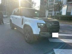 Land Rover Defender 110 3.0T P400 X-DYNAMIC HSE - ფოტო 1