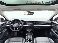 Volkswagen Passat 280TSI Elite - фото 11