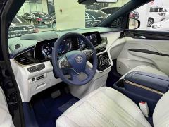 Buick GL8 Avenir Four-Seat Premium Edition - ფოტო 12
