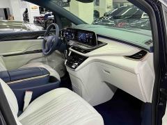 Buick GL8 Avenir Four-Seat Premium Edition - ფოტო 13
