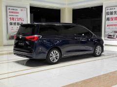 Buick GL8 Avenir Four-Seat Premium Edition - ფოტო 6