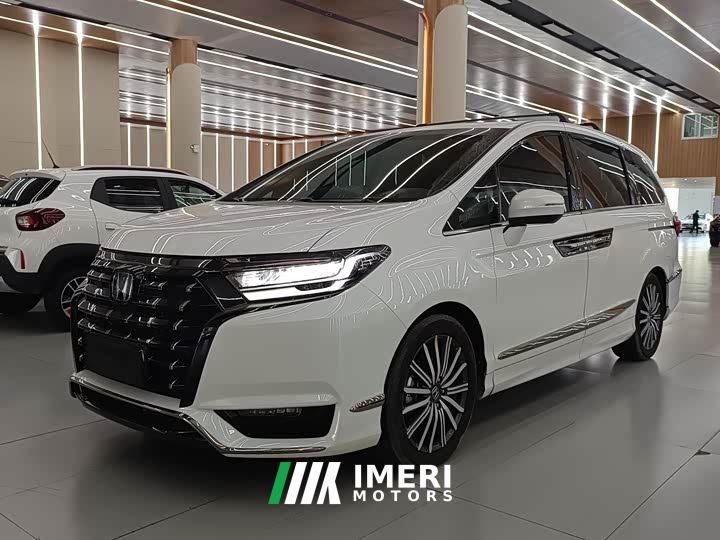 Honda Elysion 2.0L e:HEV Luxury Prestige Edition