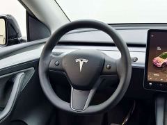 Tesla Model Y Long Range All-Wheel Drive - ფოტო 15