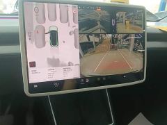 Tesla Model Y Rear-Wheel Drive - ფოტო 12