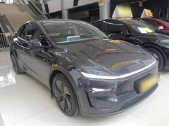 Tesla Model Y Rear-Wheel Drive - ფოტო 3