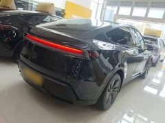 Tesla Model Y Rear-Wheel Drive - ფოტო 6
