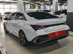 Hyundai Elantra 1.5L CVT Luxury - фото 18