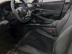 Hyundai Elantra 1.5L CVT Luxury - фото 5