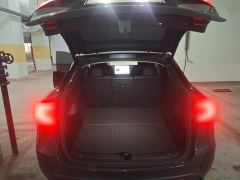Tesla Model Y Long Range All-Wheel Drive - ფოტო 18